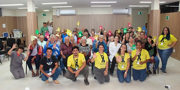 Leia mais sobre o artigo EQUIPE DE SAÚDE REALIZA AÇÕES EDUCATIVAS EM PROL DA SAÚDE E SEGURANÇA DA POPULAÇÃO